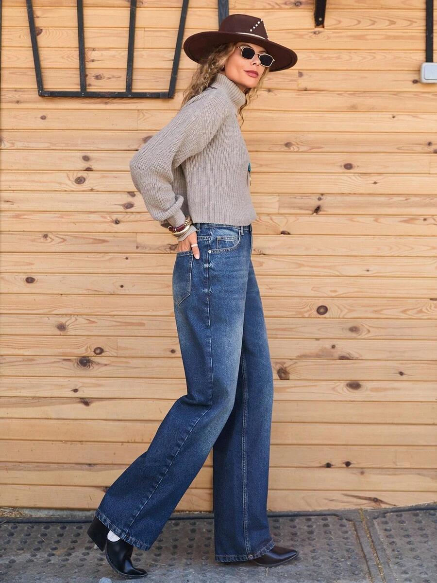 niebieskie spodnie jeans