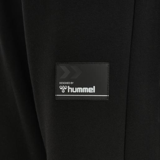 marlee czarne spodnie dresowe naszywka logo