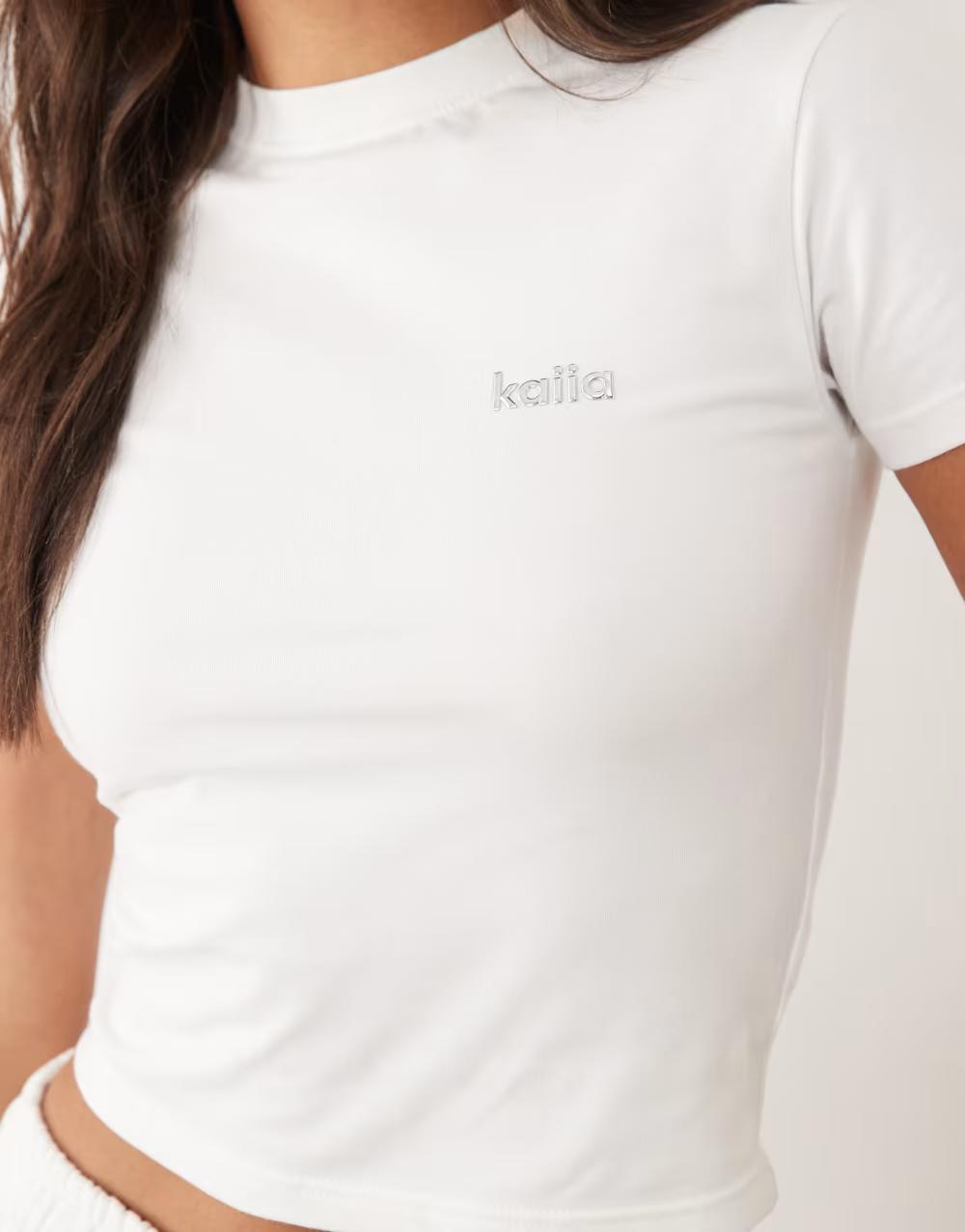 BIAŁY T-SHIRT OKRĄGŁY DEKOLT LOGO