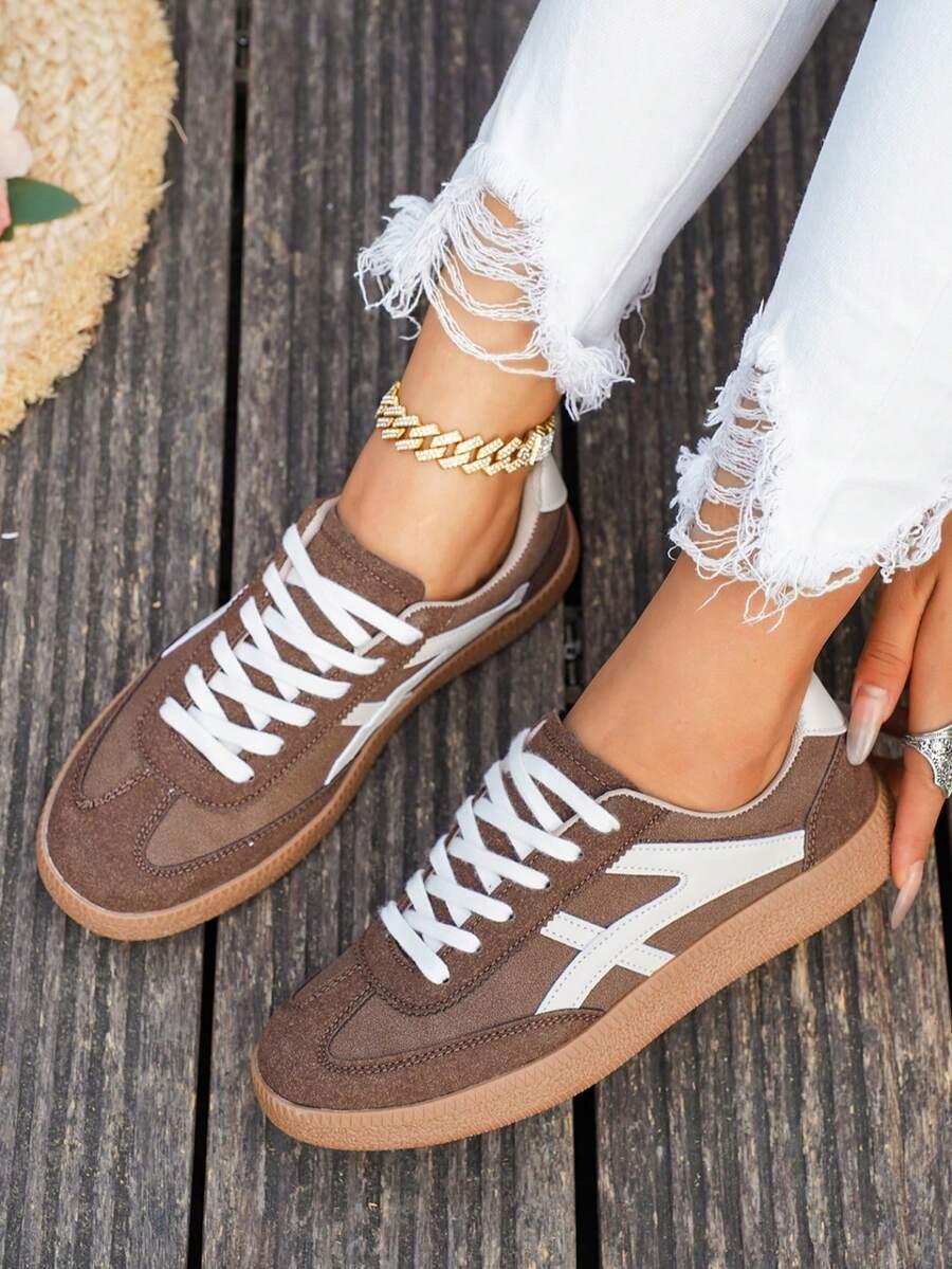 BRĄZOWE SZNUROWANE BUTY SPORTOWE 