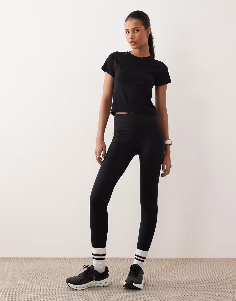 czarne legginsy wysoki stan