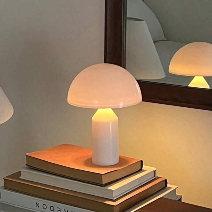 LAMPKA NOCNA LED