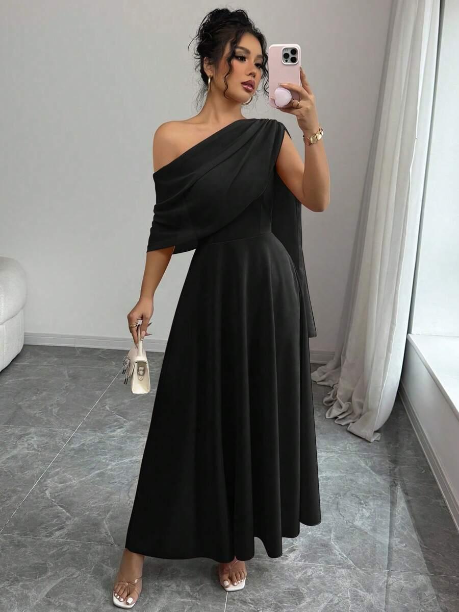 CZARNA MAXI SUKIENKA