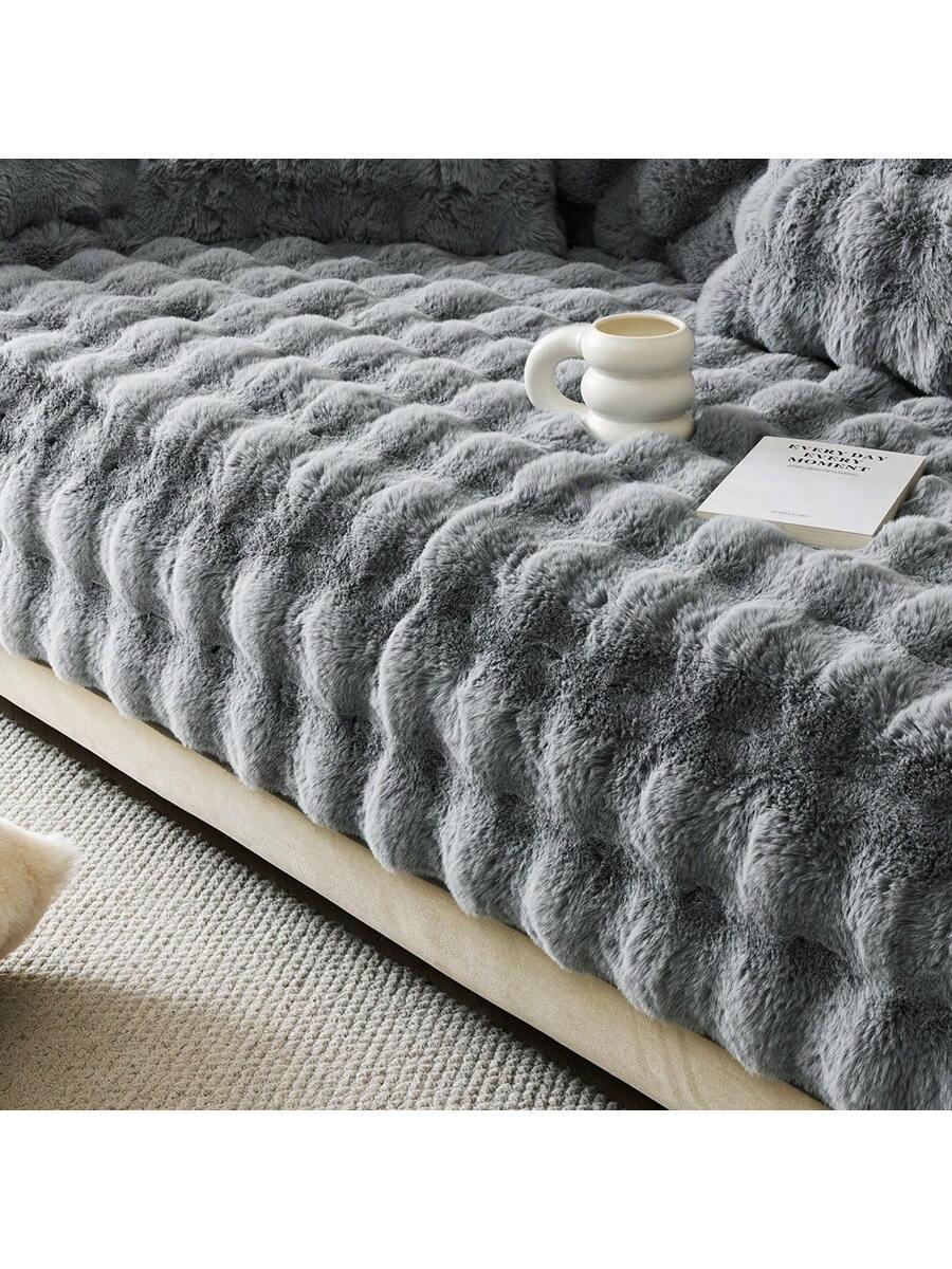 SZARA FLUFFY NARZUTA NA SOFĘ 