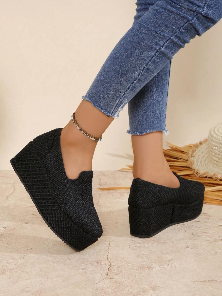 CZARNE ESPADRYLE na Koturnie