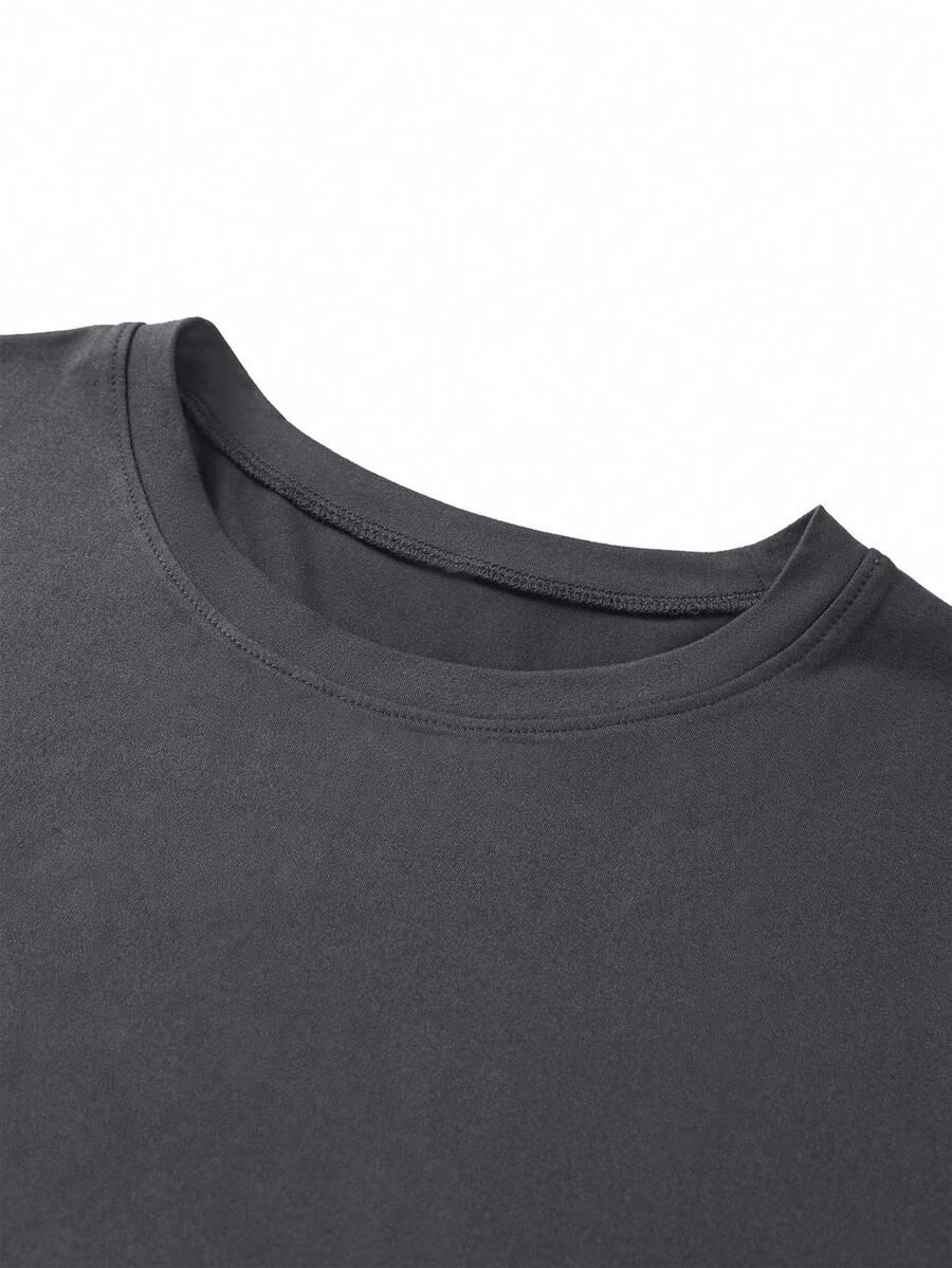 szary t-shirt nadruk