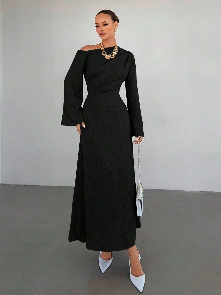 czarna sukienka maxi 