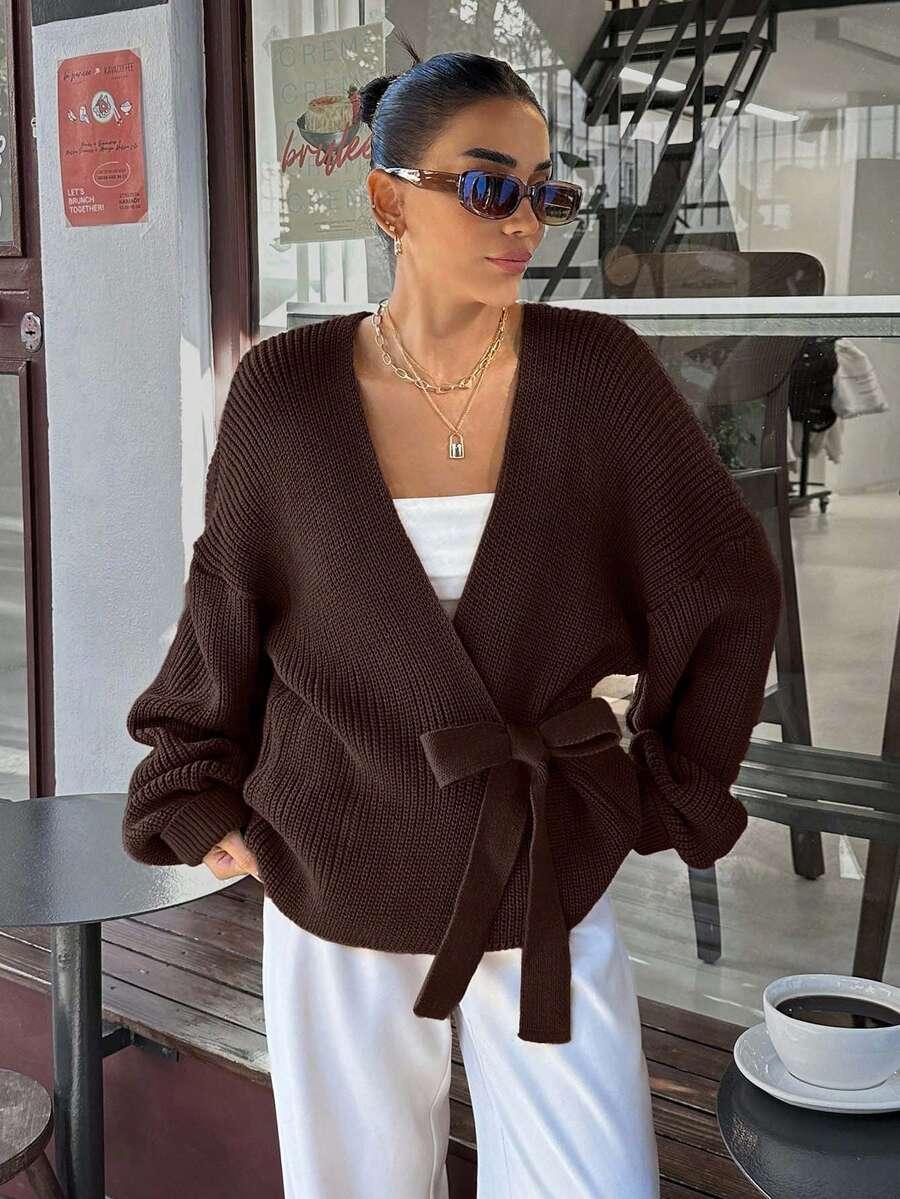 brązowy sweter wiązanie 