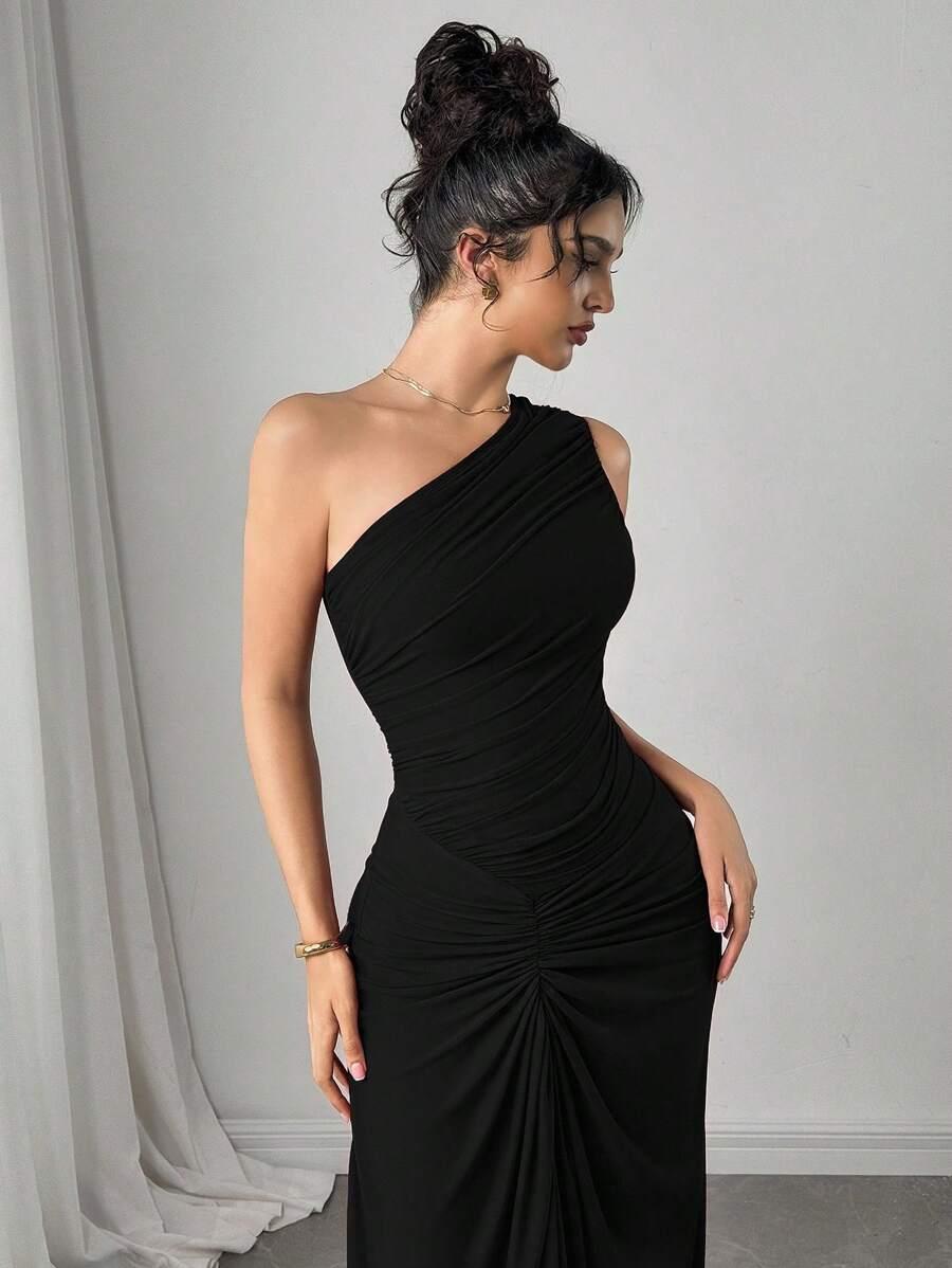 CZARNA MAXI SUKIENKA 