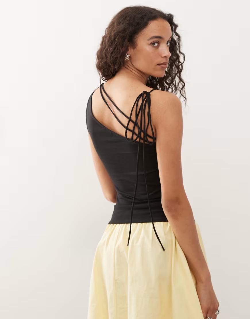 CZARNY TOP CASUAL