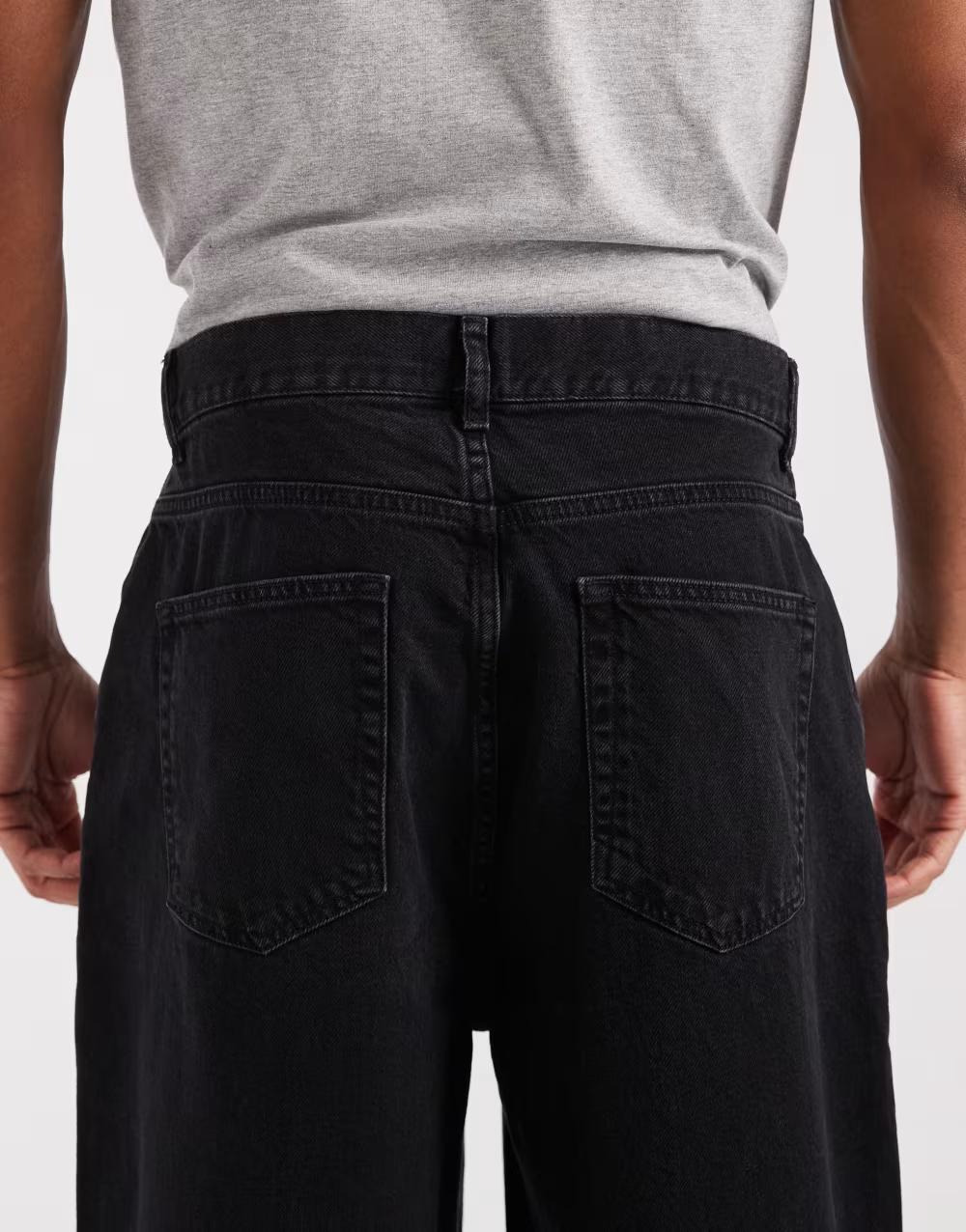 czarne spodnie jeans zamek