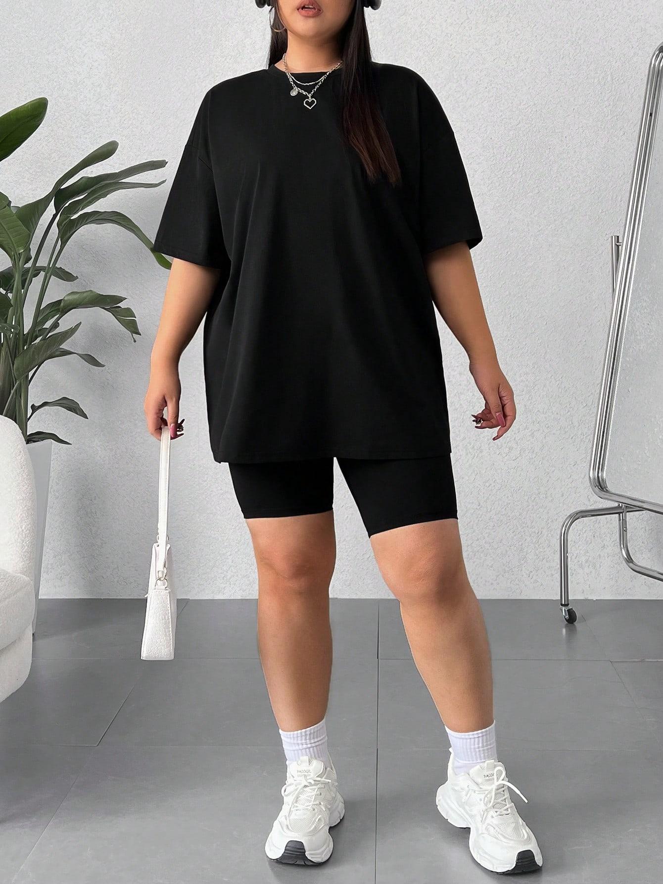 CZARNY LUŹNY T-SHIRT
