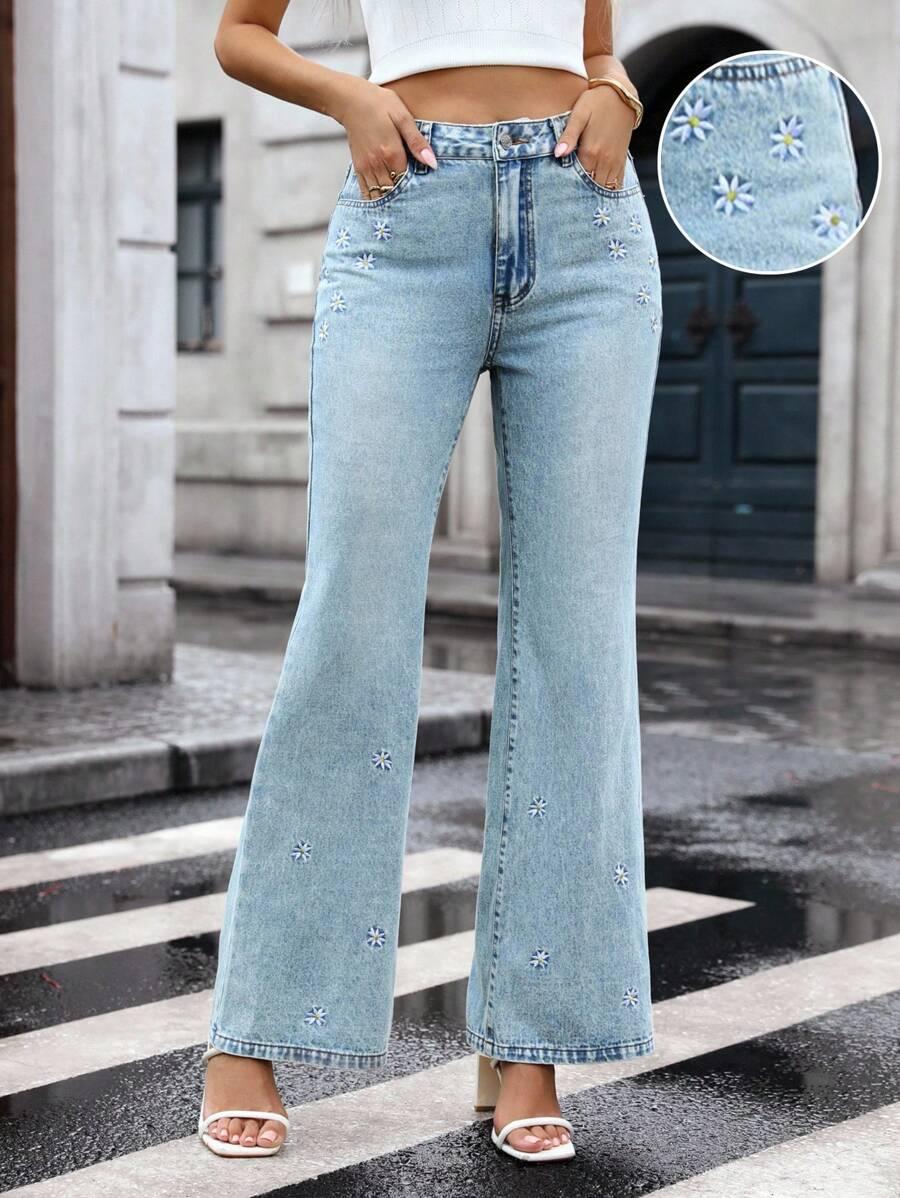niebieskie jeansy kwiaty