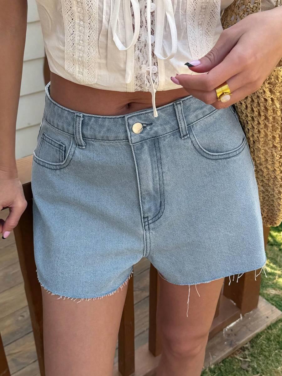 krótkie spodenki jeans