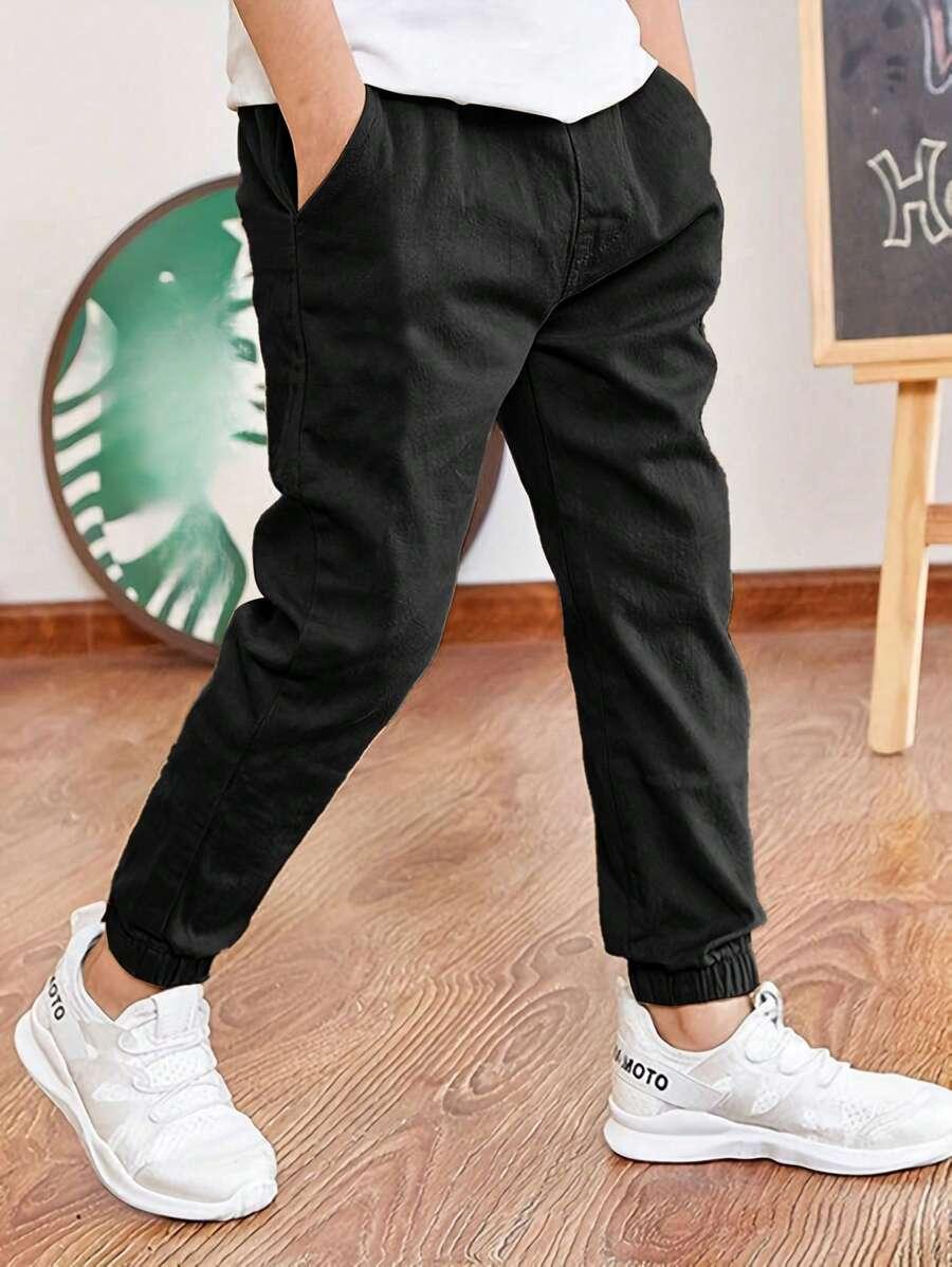 czarne spodnie jogger