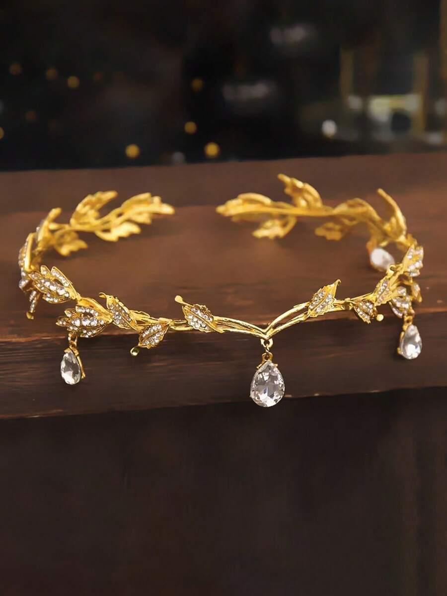 złota tiara zdobienie