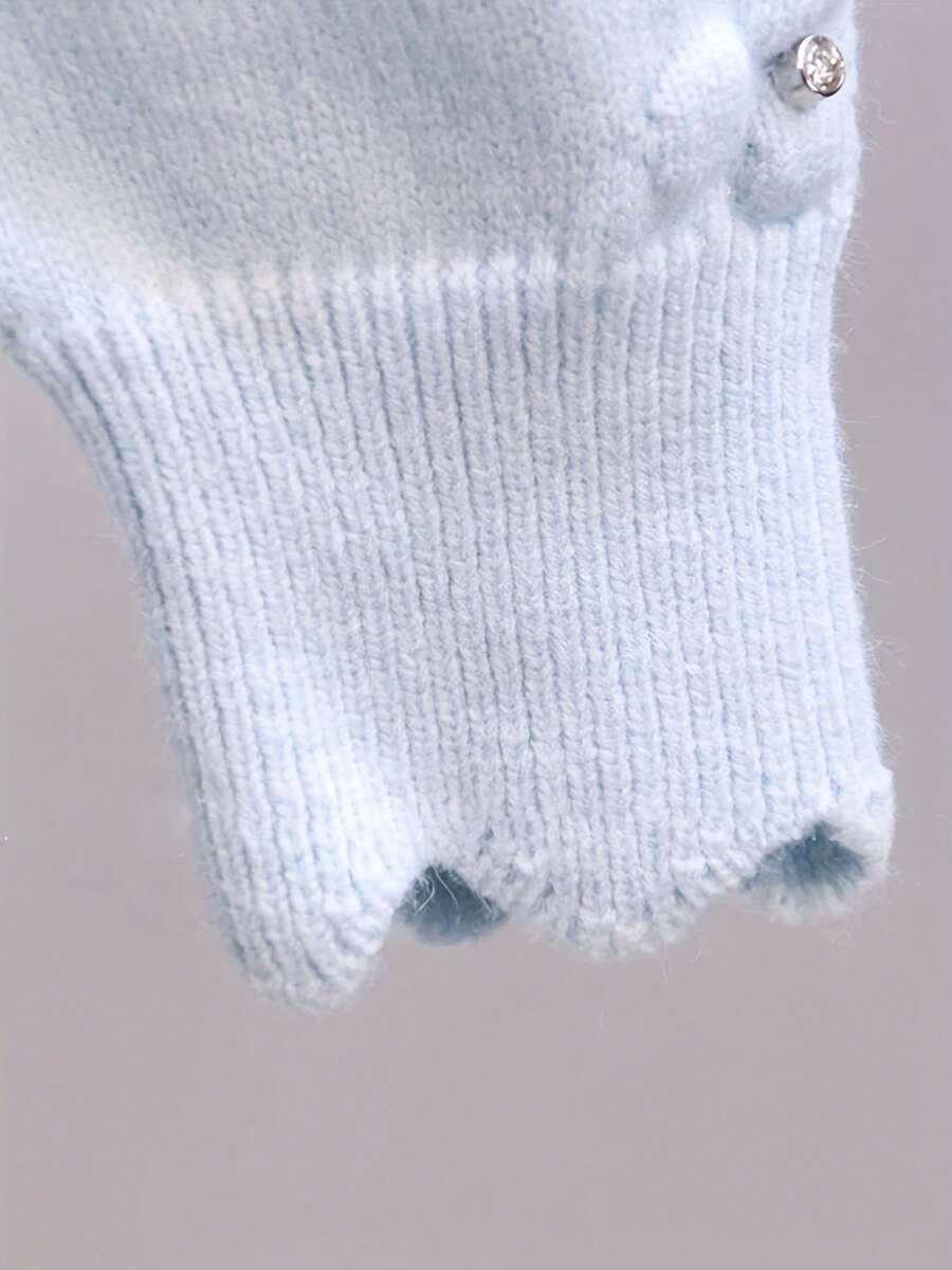 NIEBIESKI SWETER ZDOBIENIA