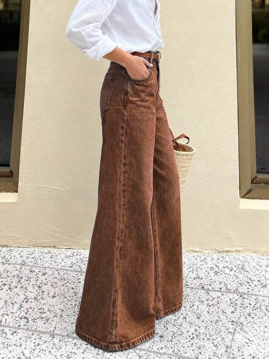 brązowe spodnie jeans