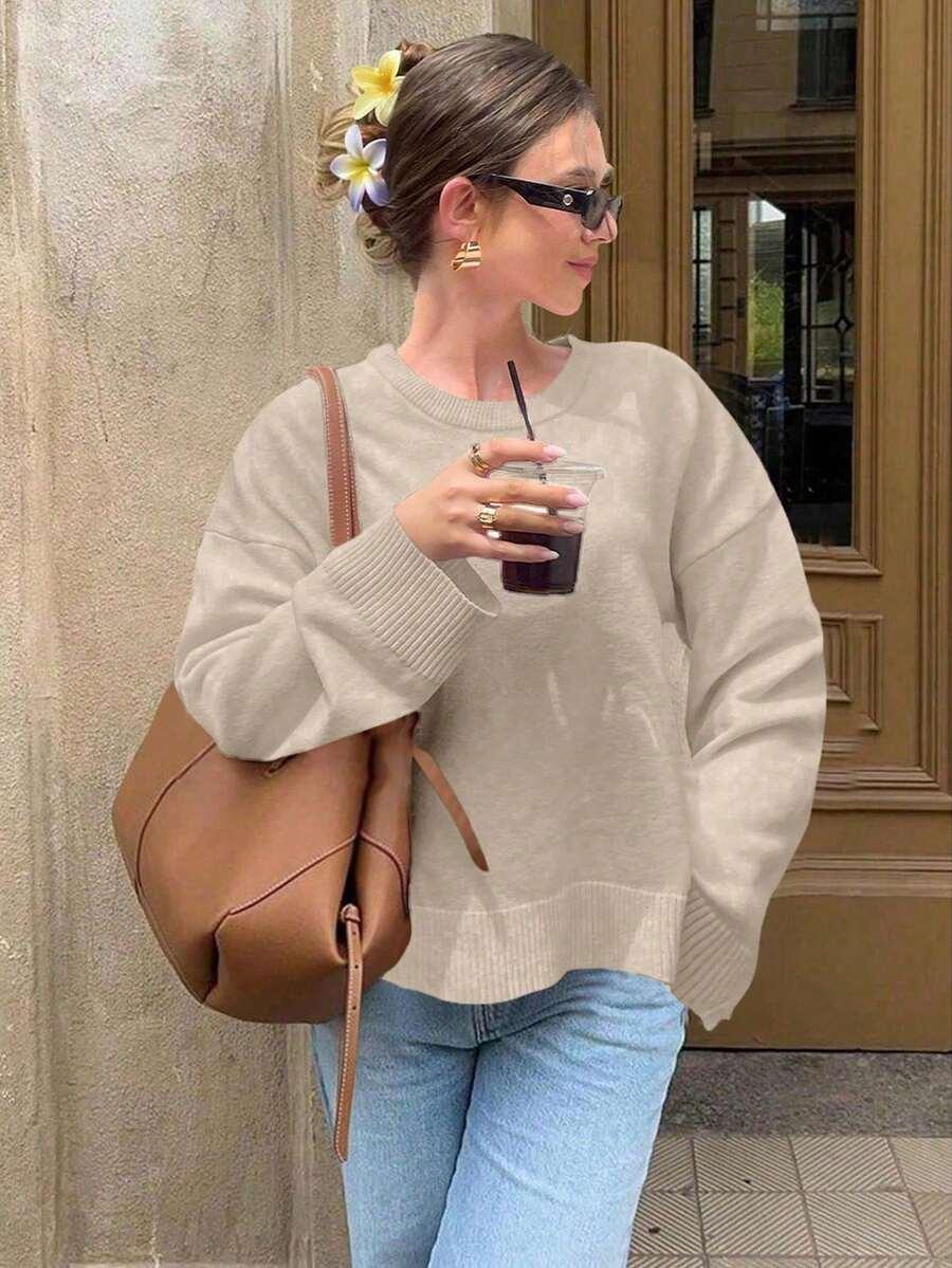 beżowy sweter długi rękaw