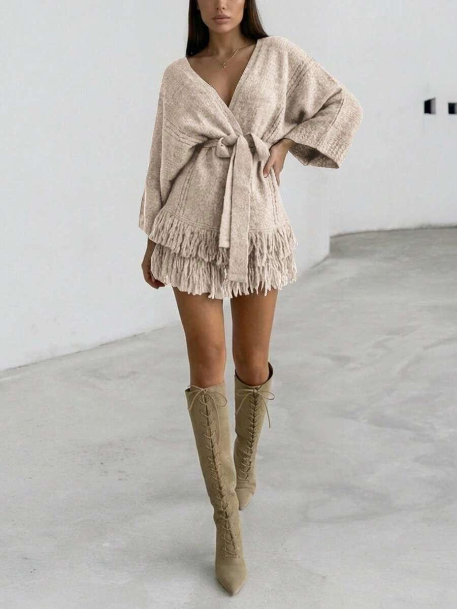 beżowy sweter kardigan frędzle