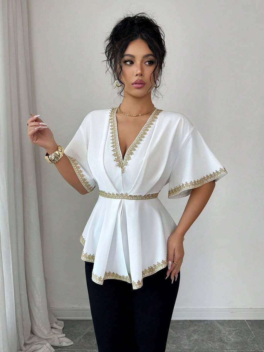 ELEGANCKA BLUZKA Z HAFTEM