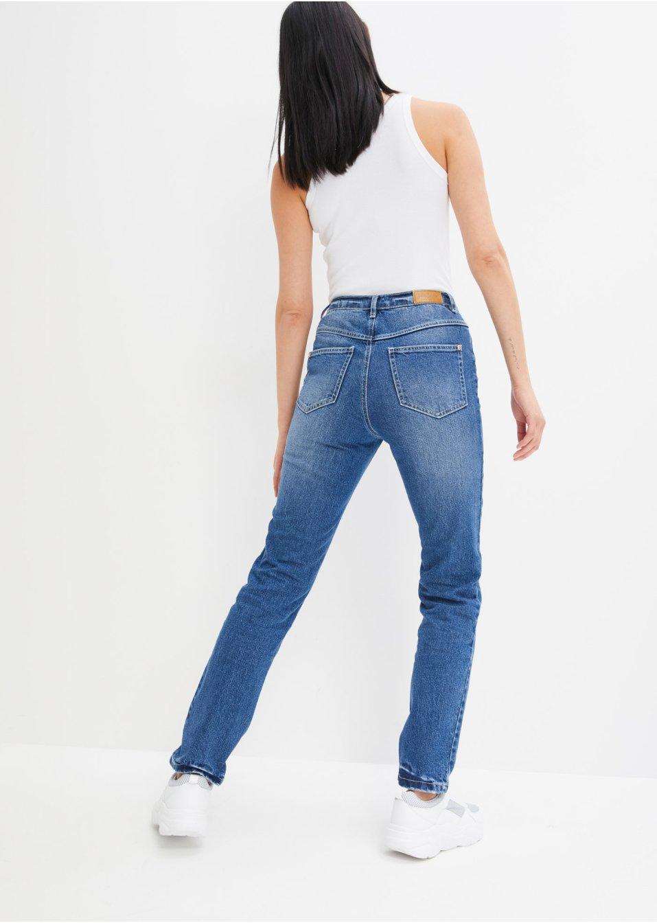 niebieskie spodnie jeans 