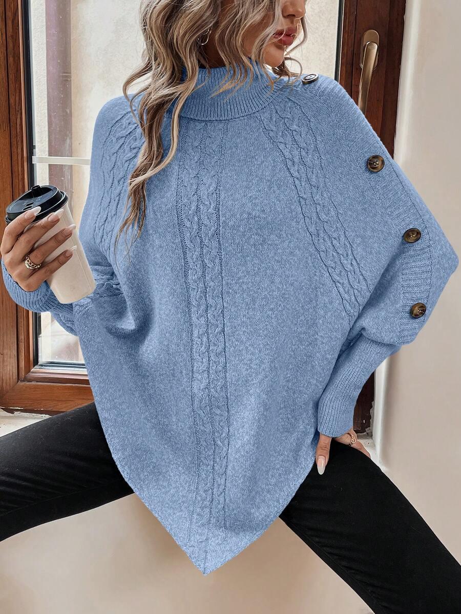 niebieski sweter z golfem ponczo
