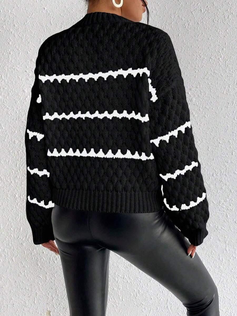 CZARNY SWETER KONTRAST 