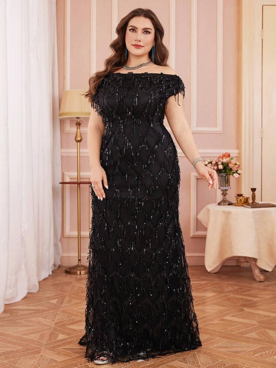 czarna sukienka maxi cekiny frędzle