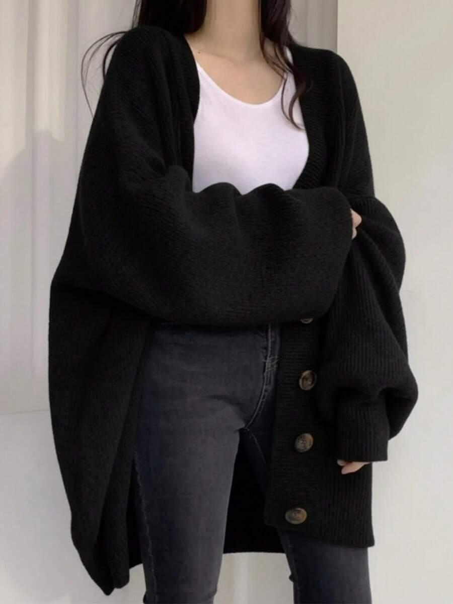 czarny sweter kardigan