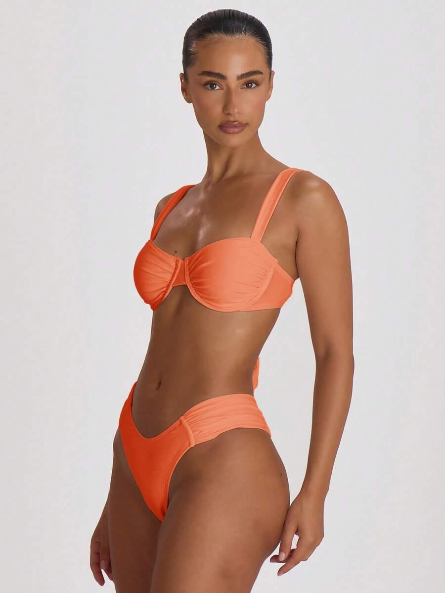 DÓŁ OD BIKINI