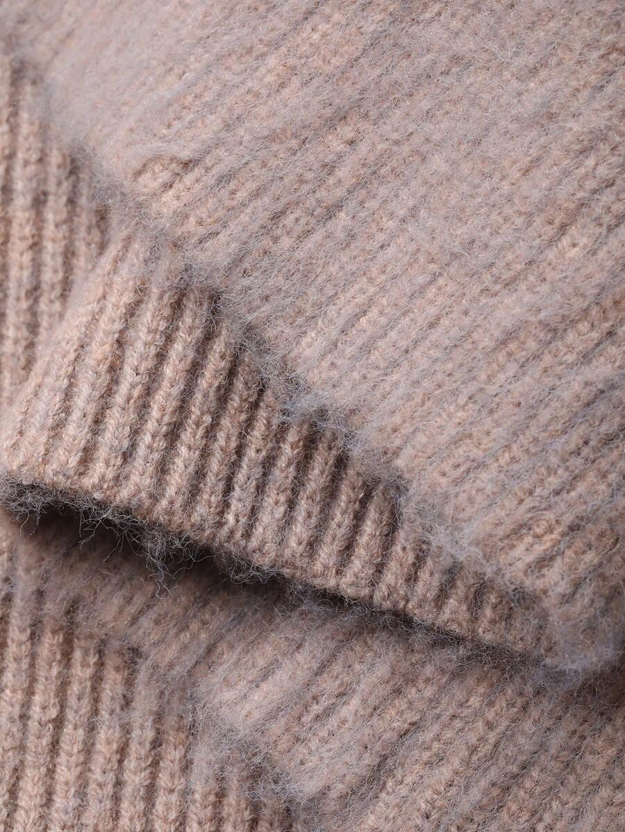 brązowy sweter wiązanie