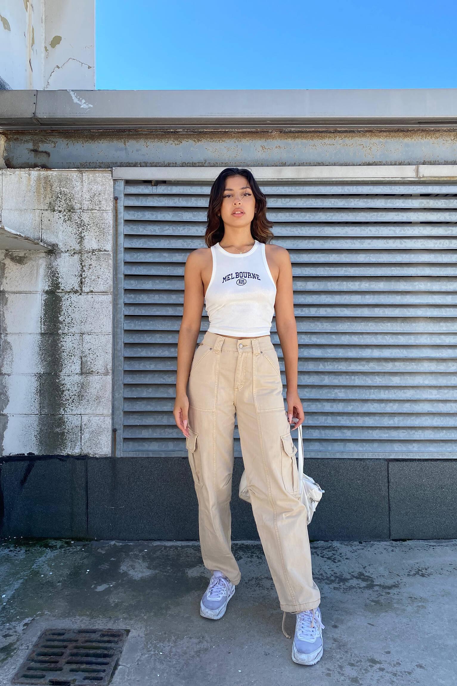 BIAŁY CROP TOP HAFT MELBOURNE