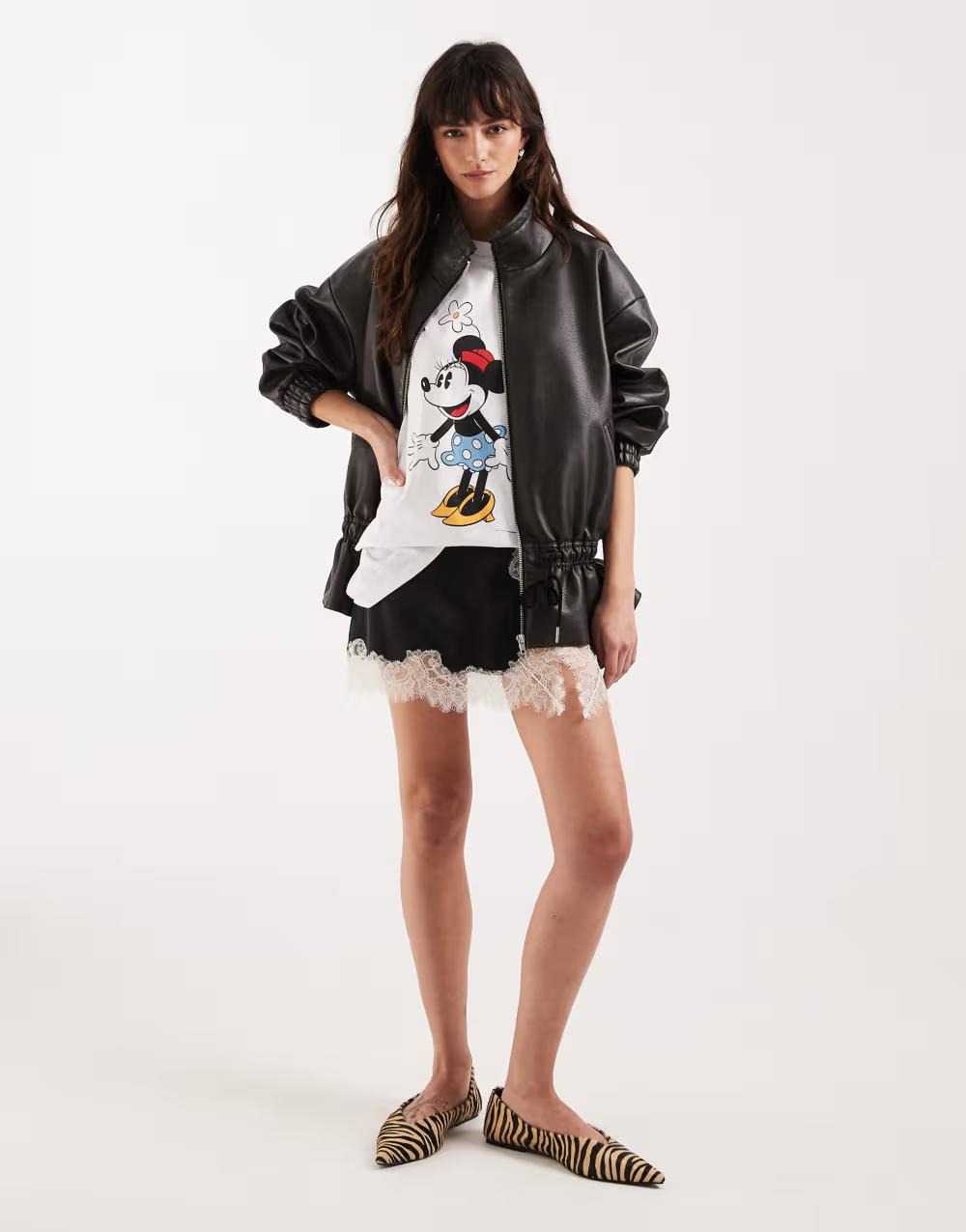 BIAŁY T-SHIRT OKRĄGŁY DEKOLT PRINT MINNIE MAUSE