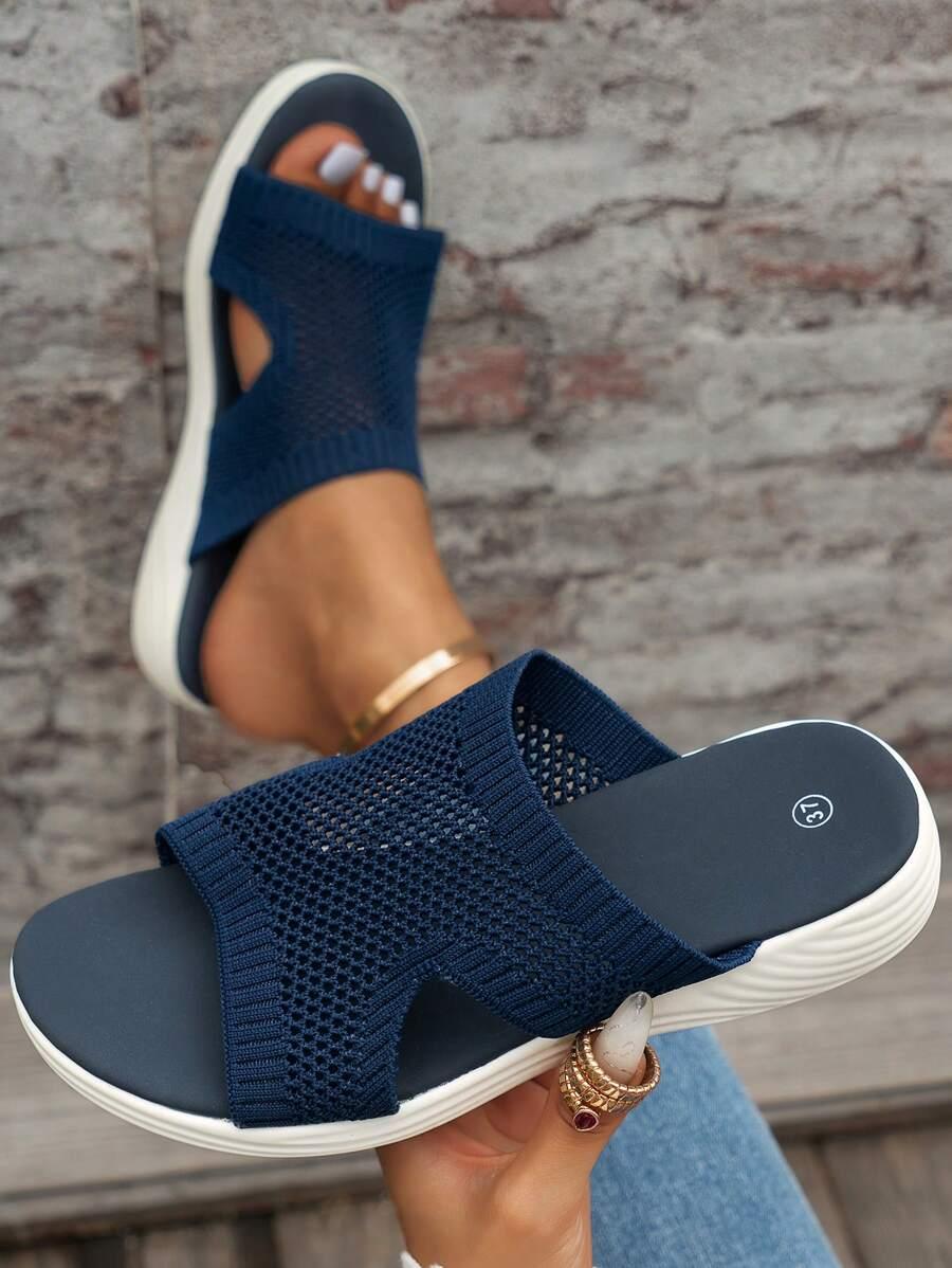 GRANATOWE KLAPKI CASUAL