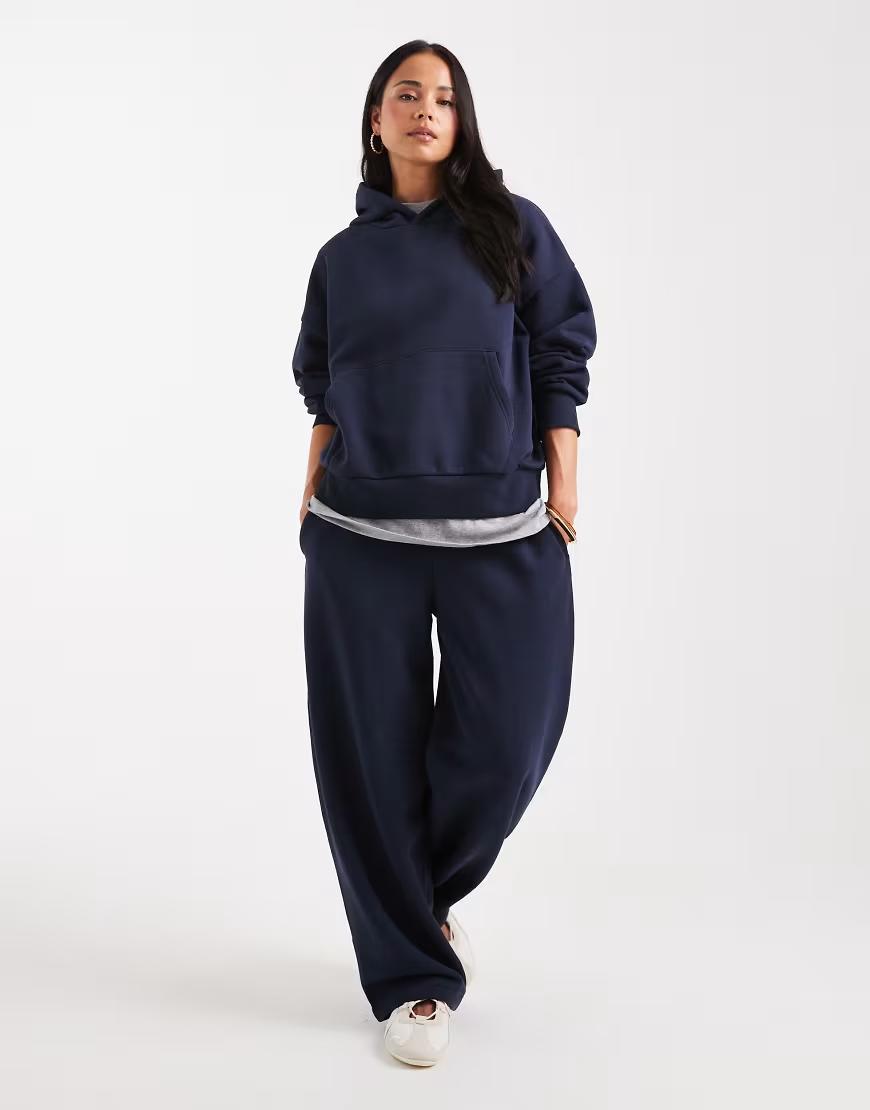 granatowa bluza oversize kaptur