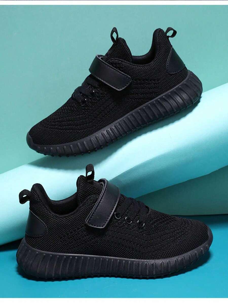 czarne sportowe buty