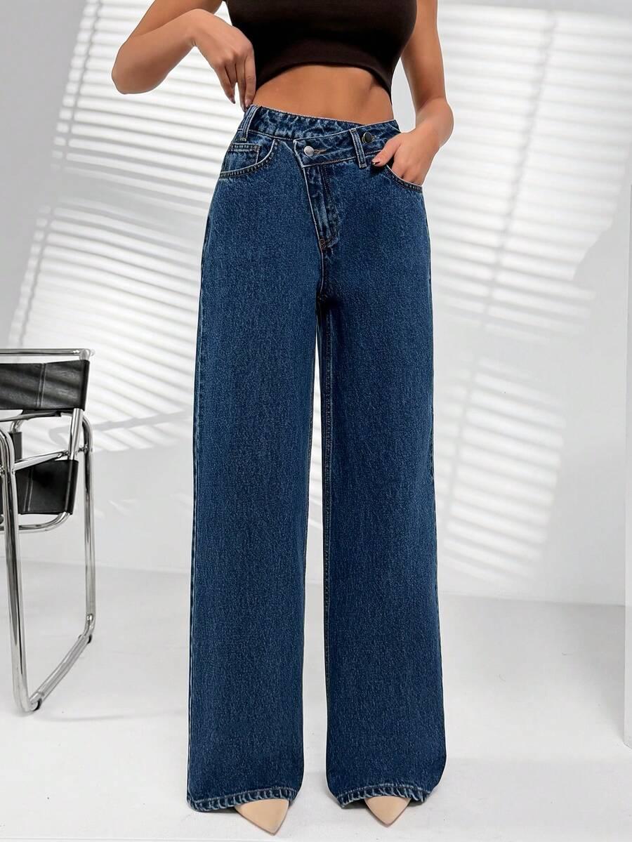 niebieskie spodnie jeans 