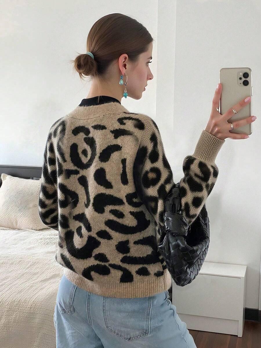 ROZPINANY SWETER ANIMAL PRINT