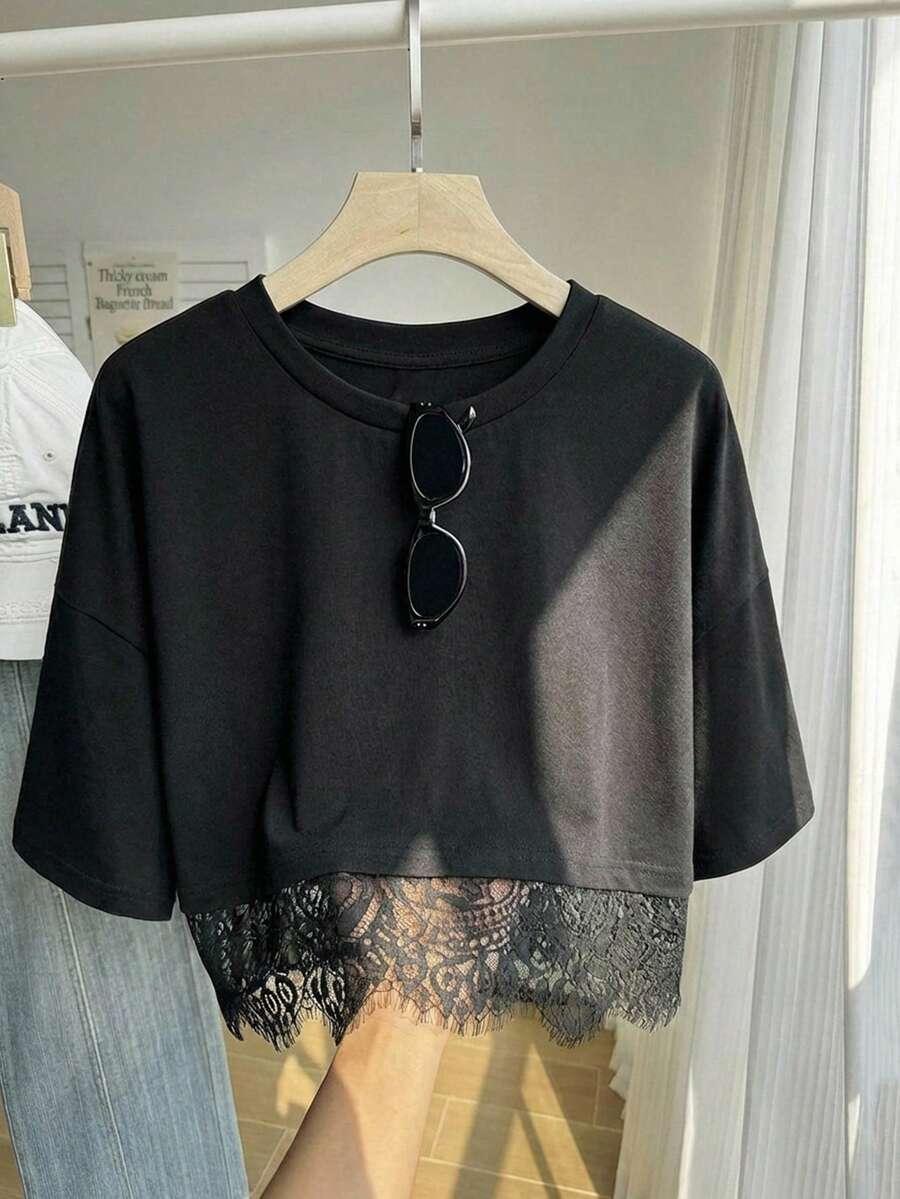 czarny t-shirt koronka