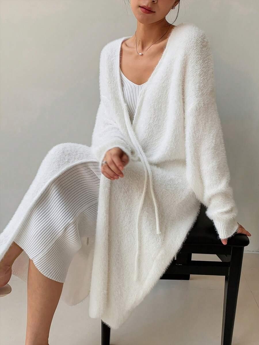 sweter narzutka wiązanie fluffy