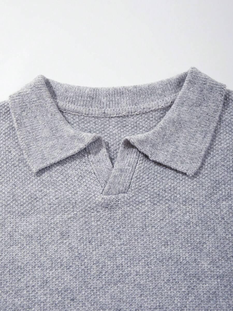 szary dzianinowy sweter 