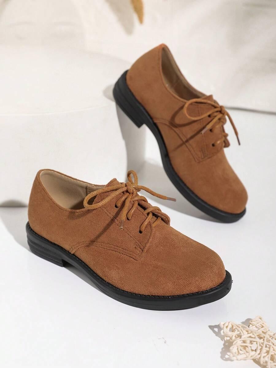 BRĄZOWE BUTY SZNUROWANE