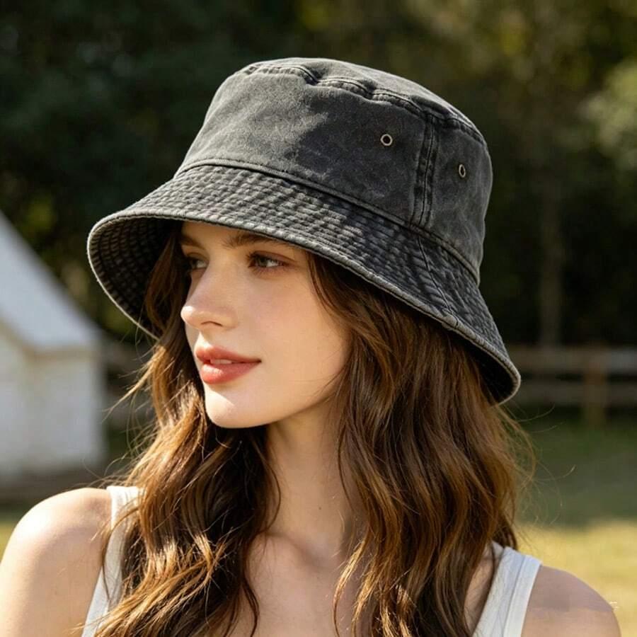 czarna czapka bucket
