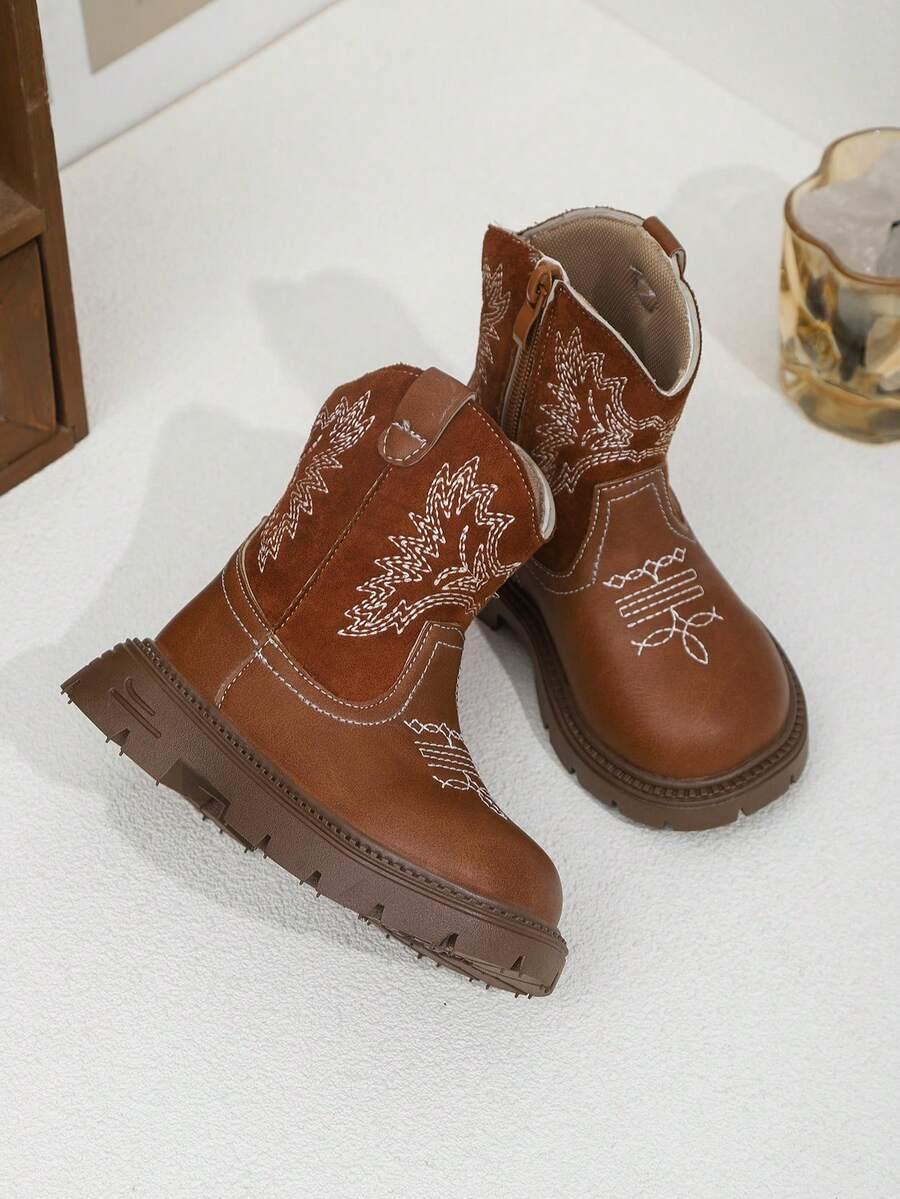 brązowe trzewiki zamek