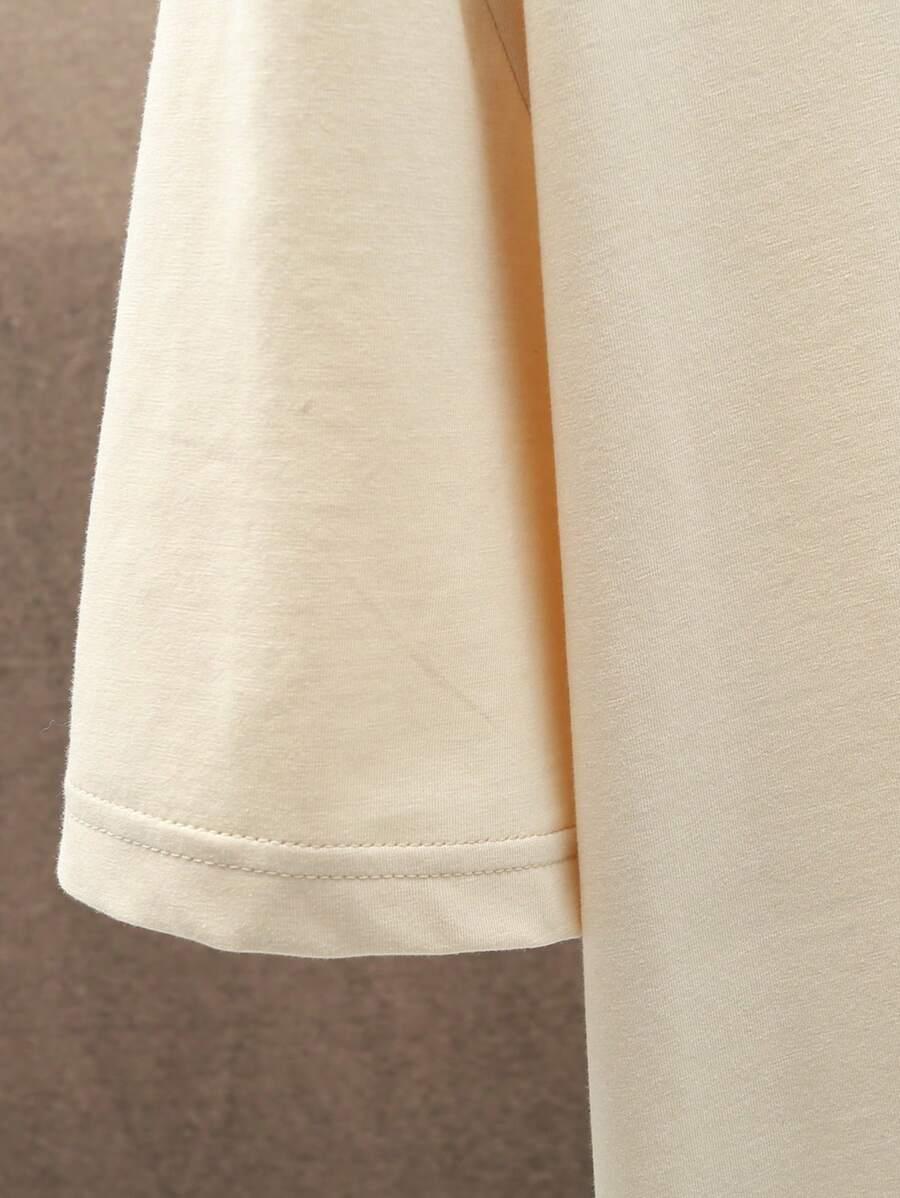 klasyczny gładki beżowy t-shirt basic