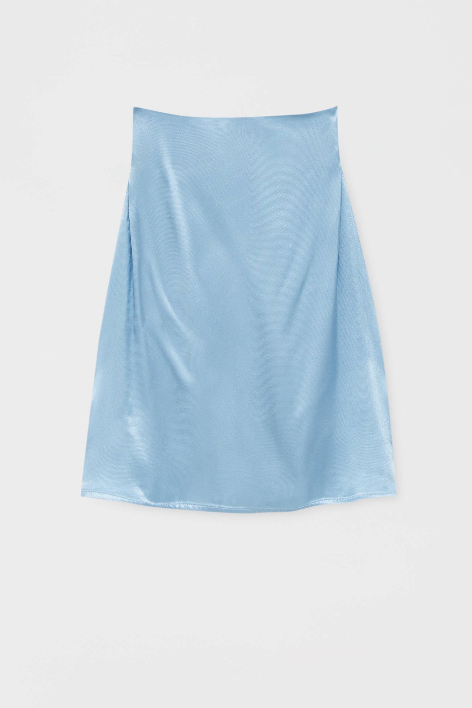 NIEBIESKI SATYNOWY TOP