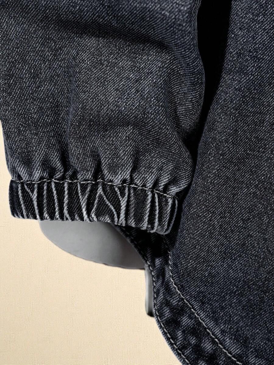 czarne spodnie jeans