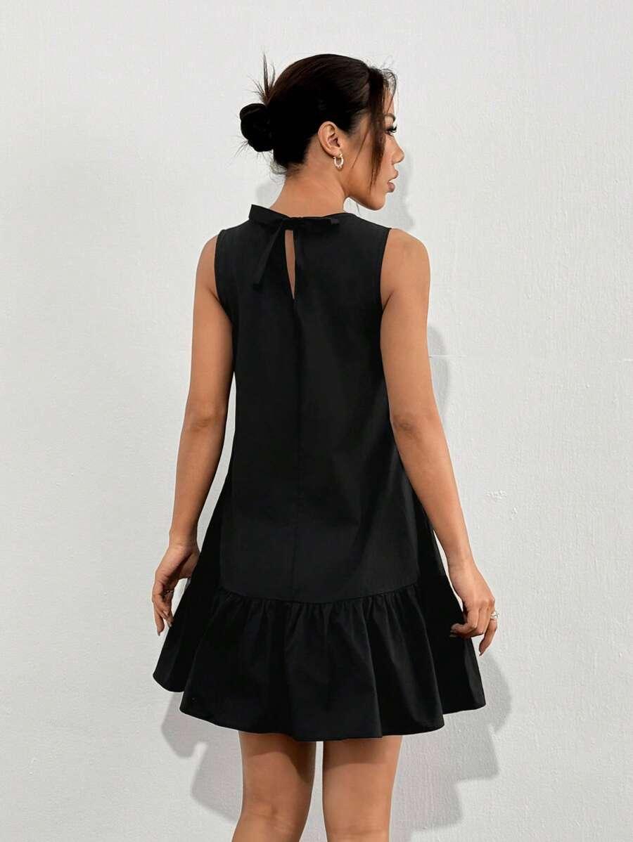 CZARNA MINI SUKIENKA 