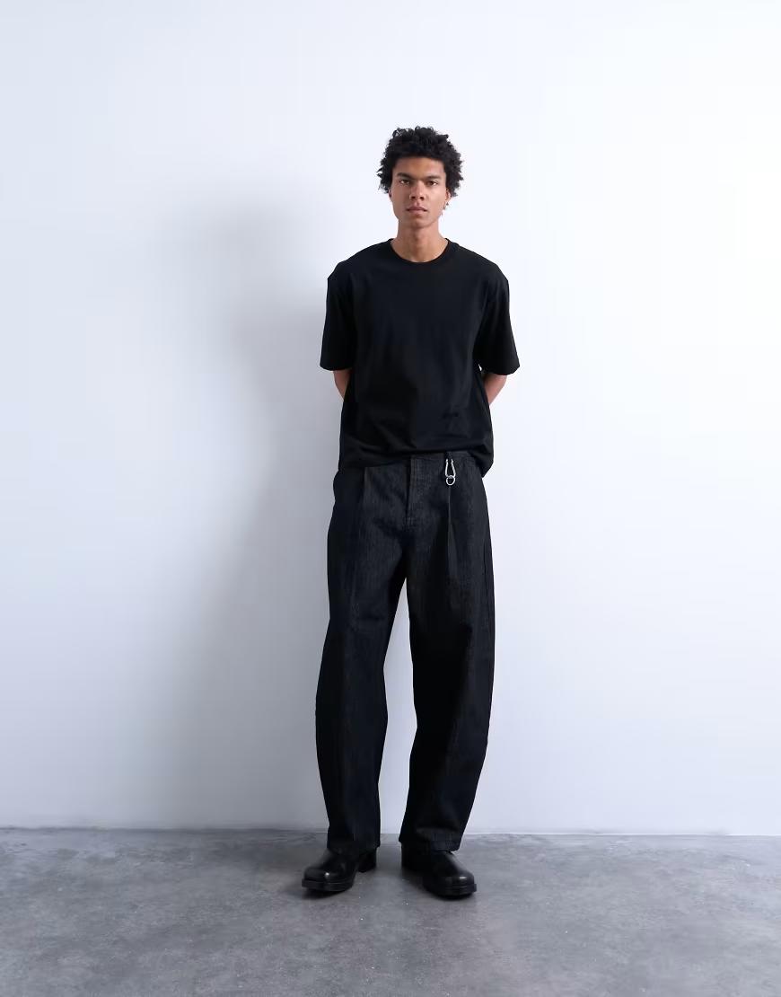 CZARNY T-SHIRT BASIC
